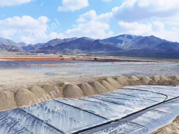 Gold-heap-leaching-1.jpg
