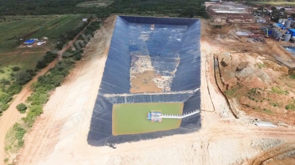fluorite-tailings-pond