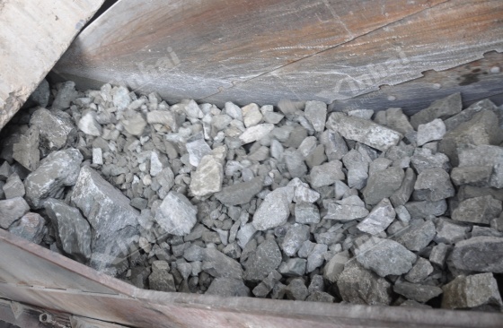molybdenum-ore.JPG